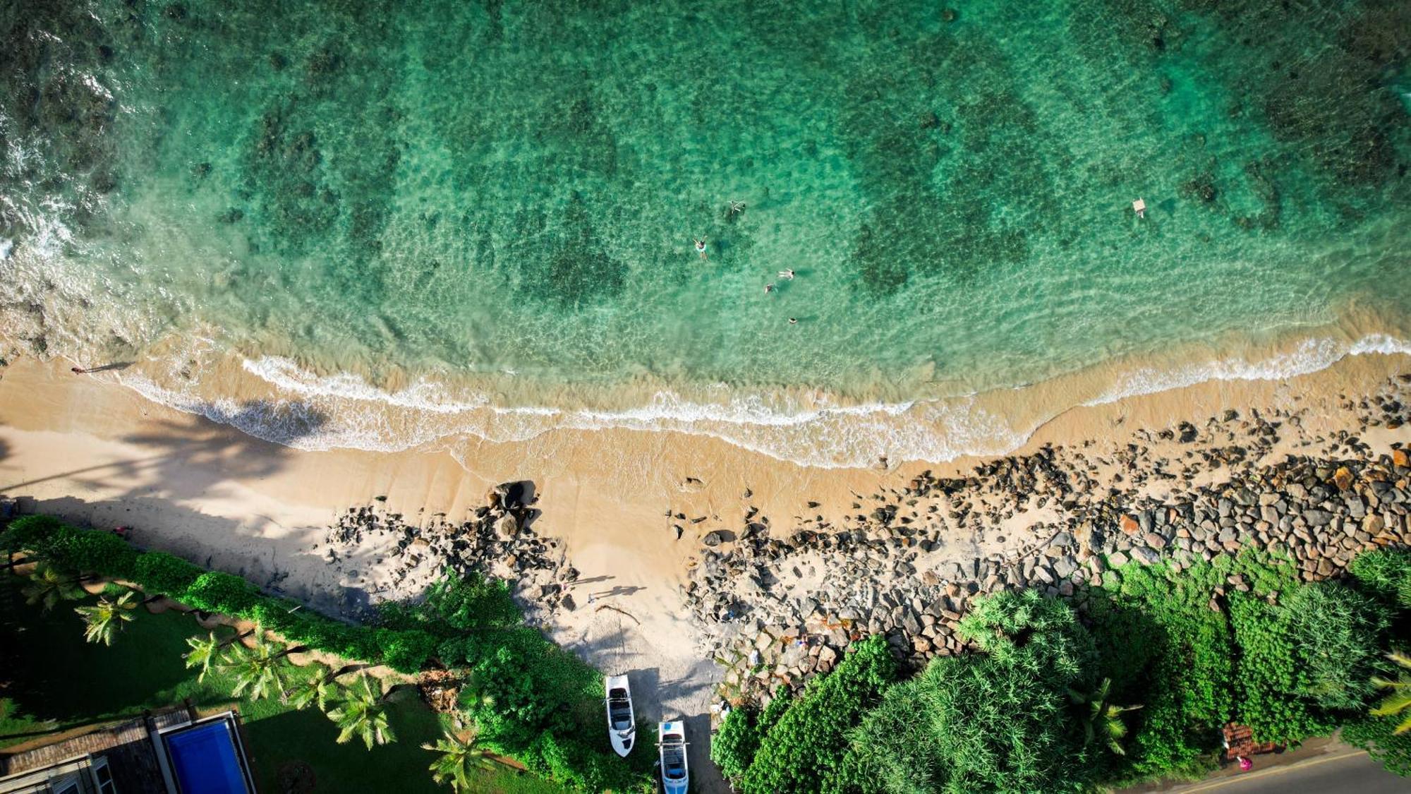Teya Beach Hotel Ахангама Экстерьер фото